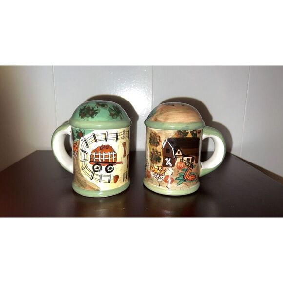 Vintage Green Brown WCL Fall Harvest Salt and Pepper Shaker Set 4 ¼” Tall Fall - Picture 1 of 7
